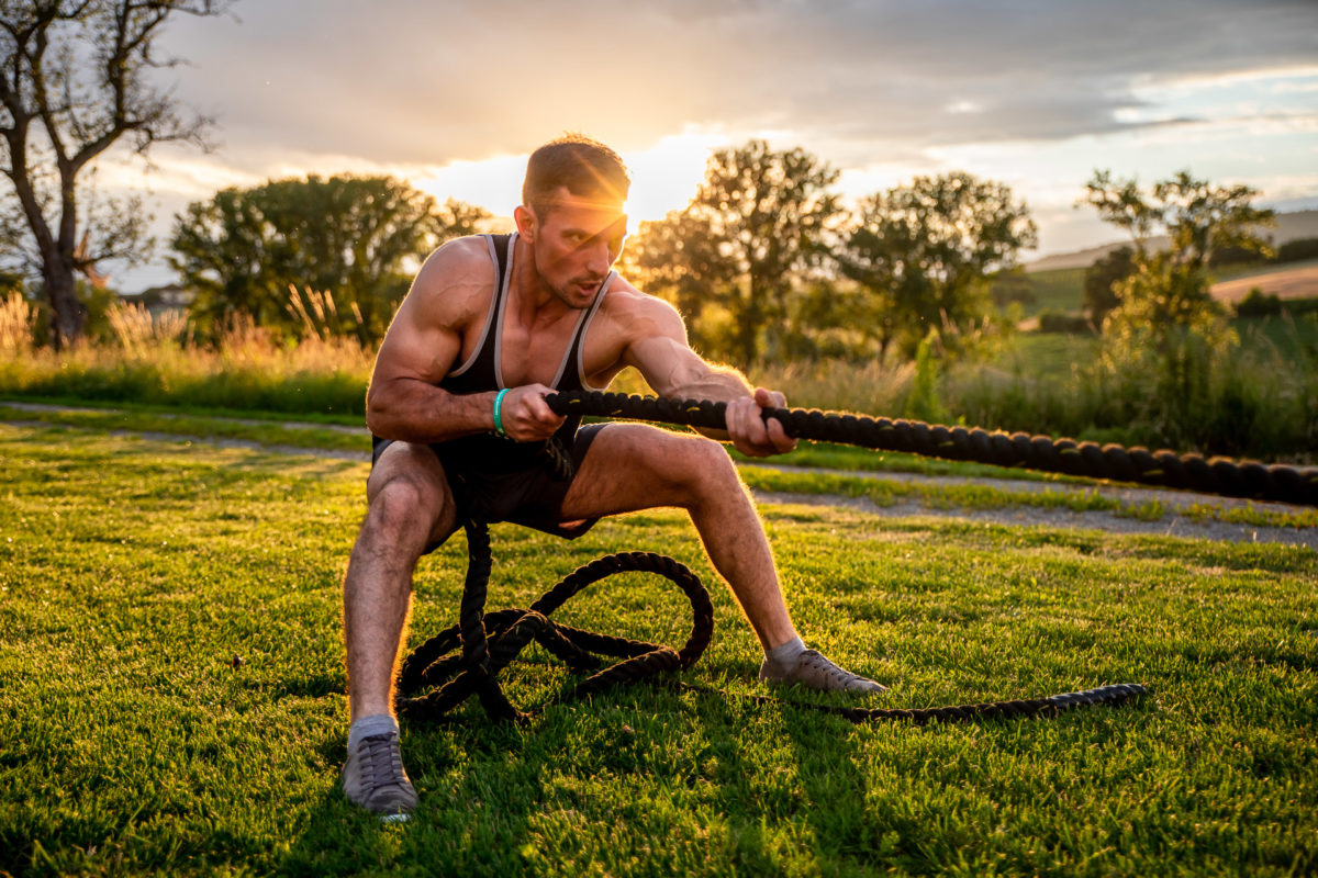 kroftstodl seilziehen beintraining gruppentraining